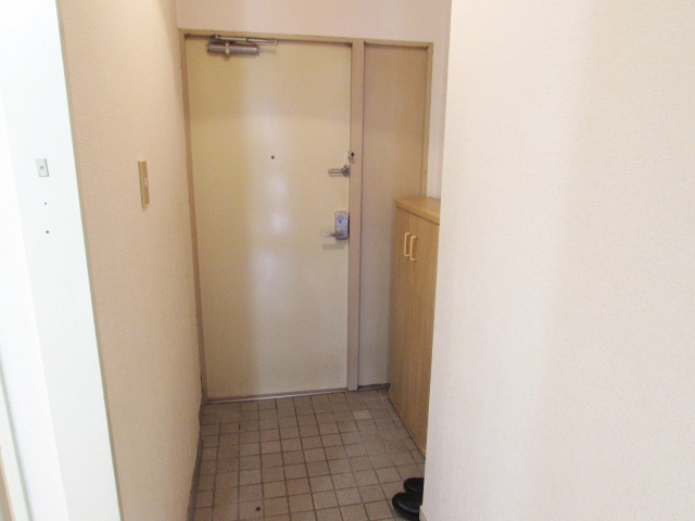 サン鹿塩の玄関|明るい玄関です