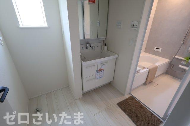《仲介手数料無料》上尾市大字瓦葺1476-5新築一戸建てリナージュのランドリースペース