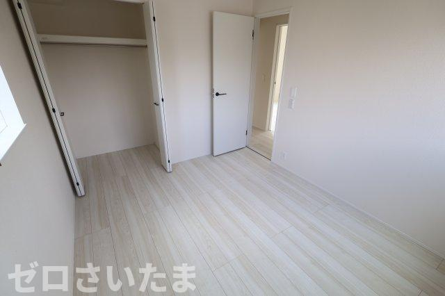 《仲介手数料無料》上尾市大字瓦葺1476-5新築一戸建てリナージュの洋室|2階 5.25帖