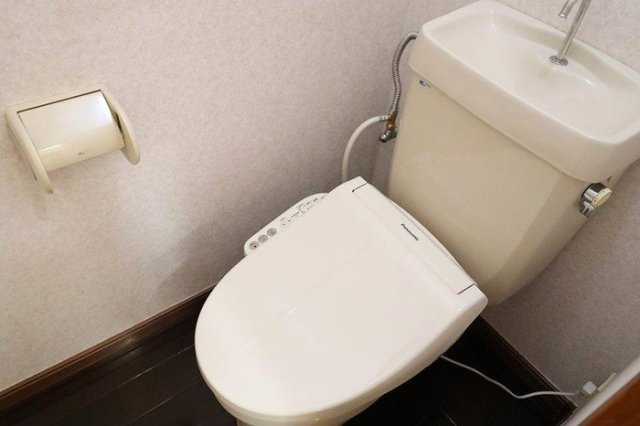 エンジェルヒルズ・マミのトイレ|コンパクトで使いやすいトイレです