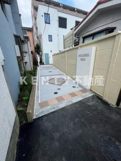 【エントランス】 | 建物の内部です
