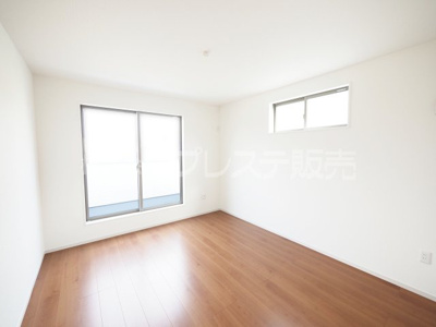 【洋室】 | 奈良市柏木町の新築一戸建 全３区画 | 現地写真（２号地２階洋室）