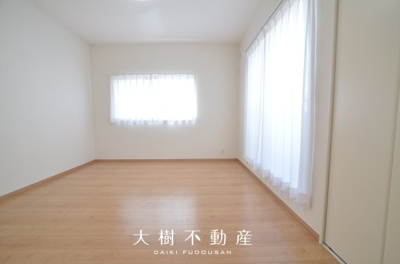 【洋室】 | 海老名市上郷1丁目　中古戸建て【仲介手数料無料】 | 3階　洋室2（8.0帖）