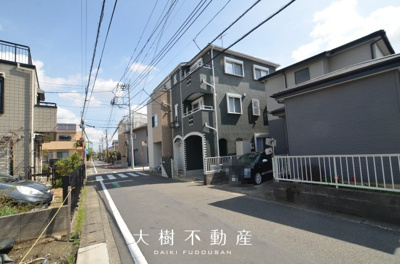 【前面道路含む現地写真】 | 海老名市上郷1丁目　中古戸建て【仲介手数料無料】
