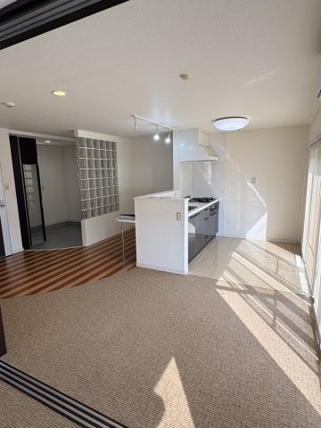 武藤ビルの居間・リビング