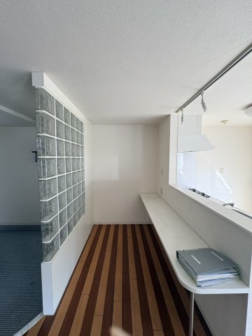 武藤ビルの居間・リビング