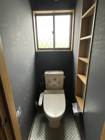 本郷町店舗兼住宅のトイレ