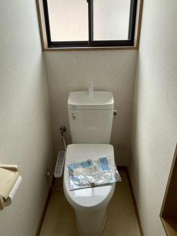 本郷町店舗兼住宅のトイレ