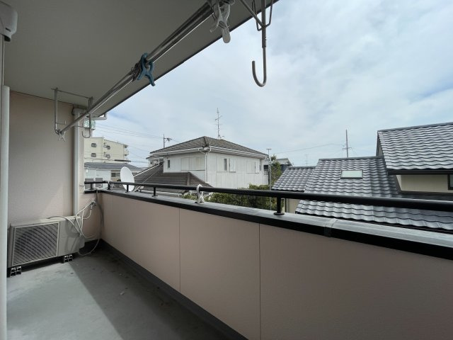 本郷町店舗兼住宅のバルコニー