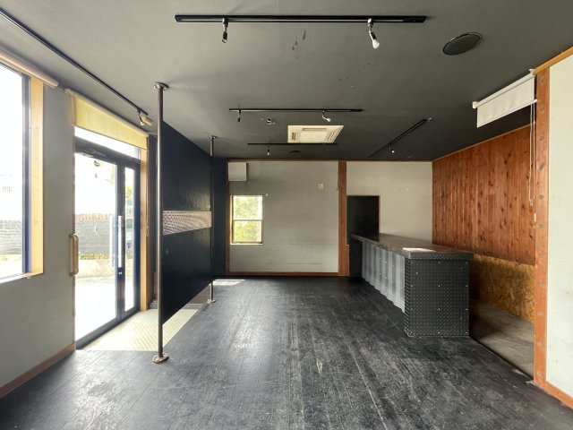 本郷町店舗兼住宅の内装