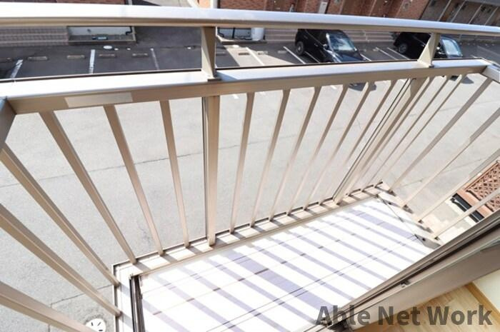 サンパティーク Cのバルコニー|日当たりの良いバルコニー