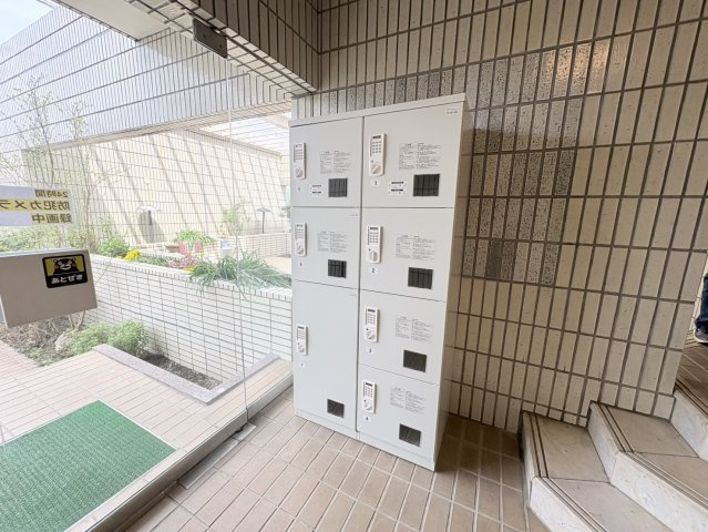 【その他共用部分】 | フラワーコート月出 | 宅配BOXもあります！
参考写真になりますのでご承知おき下さい
