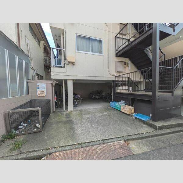 ゴミ捨て場