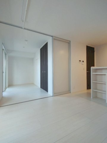 岸和田市下松町２丁目のハイツの内装