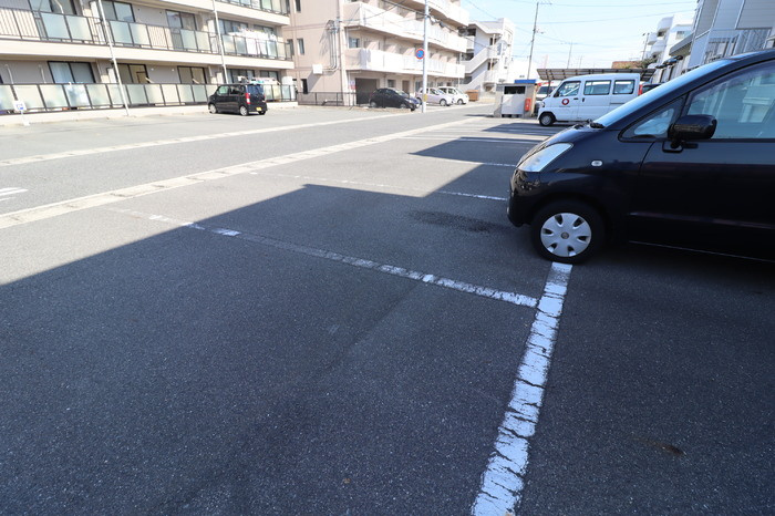 パレーシャル藤原　A棟の駐車場