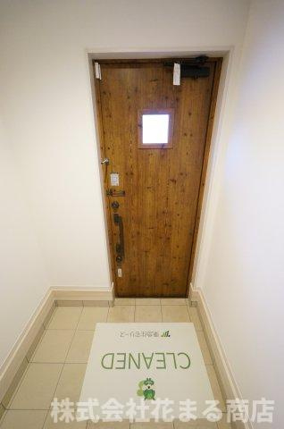 Kolet千葉源町の玄関|物件、駅でお待ち合わせでのご案内歓迎！