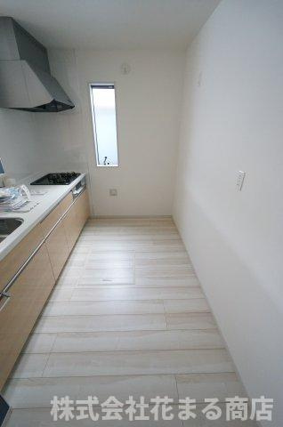 Kolet千葉源町のキッチン|物件、駅でお待ち合わせでのご案内歓迎！