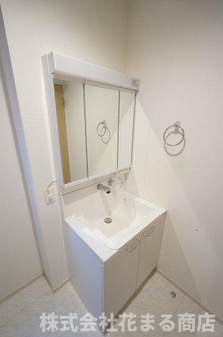 Kolet千葉源町の独立洗面台|物件、駅でお待ち合わせでのご案内歓迎！