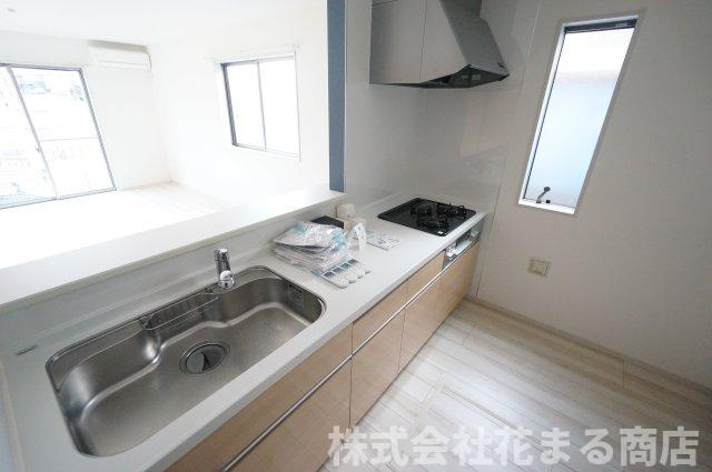 Kolet千葉源町のキッチン|物件、駅でお待ち合わせでのご案内歓迎！