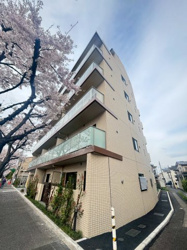 エストゥルース府中