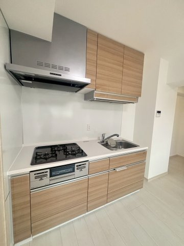 エストゥルース府中のキッチン|※別号室参考写真です