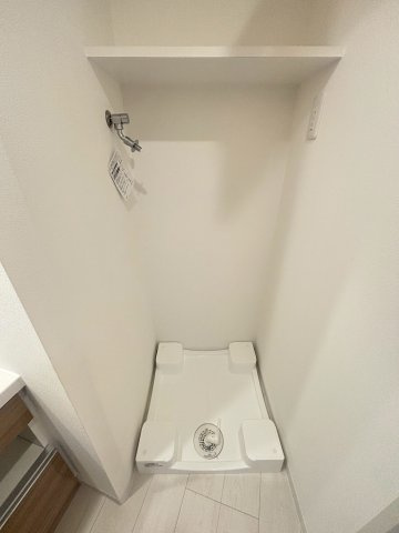 エストゥルース府中の洗面所|※別号室参考写真です