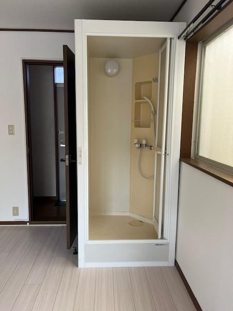 本庄ハウスのシャワールーム