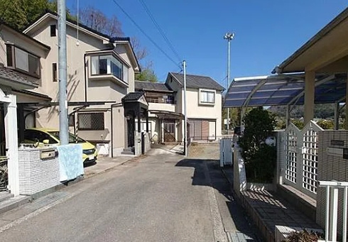 岩出市北大池の前面道路含む現地写真