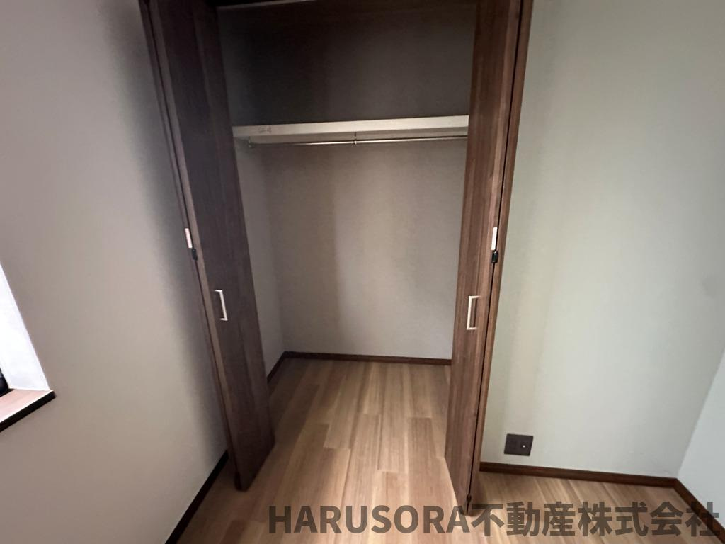 守口市高瀬町1丁目　３階建ての収納