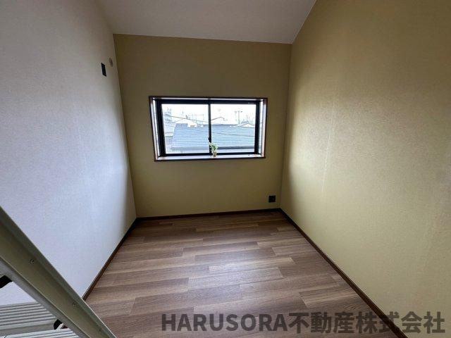 守口市高瀬町1丁目　３階建ての子供部屋