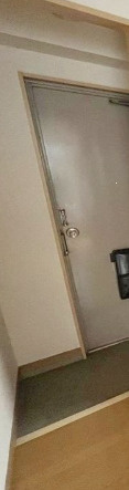 グリンヒル山崎の玄関