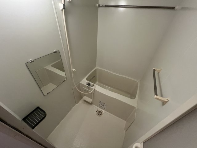 グローリア若葉台の浴室