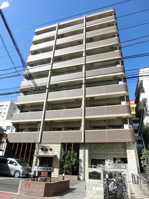 市川市南八幡４丁目の賃貸マンションの外観