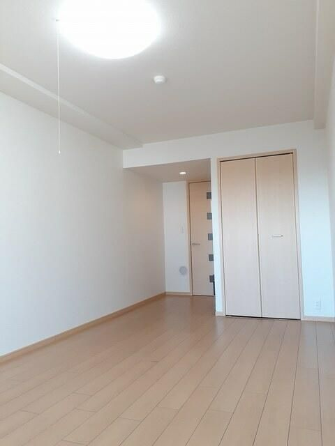 市川市南八幡４丁目の賃貸マンションの寝室