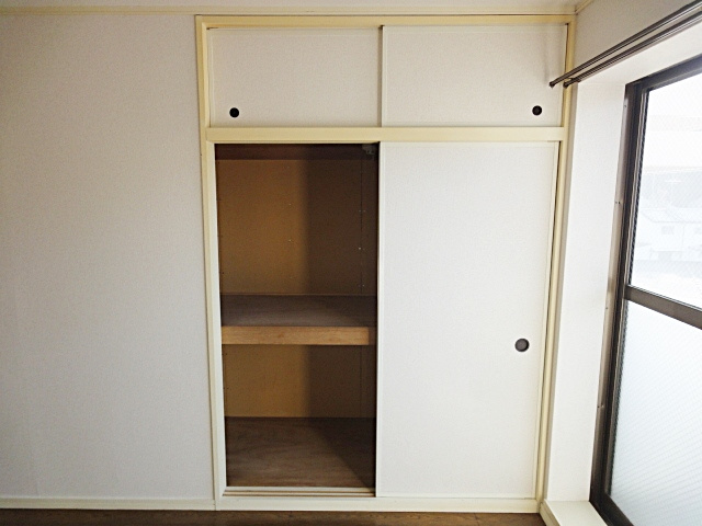 サンハイツ実穂の収納