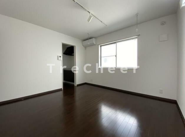 M's(エムズ)の洋室