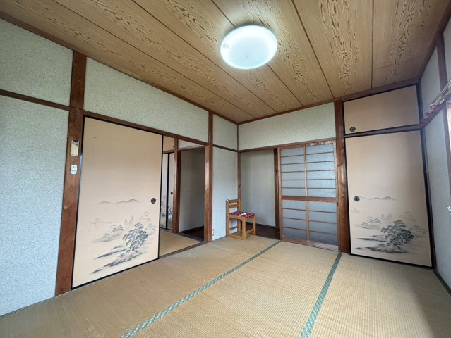 泉南市信達大苗代　中古戸建の和室