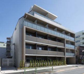 【外観】 | 鉄筋コンクリート造のがっちりとした建物。