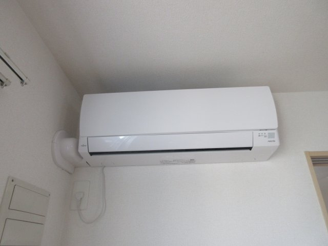 ワイズ　スクエア21の居間・リビング