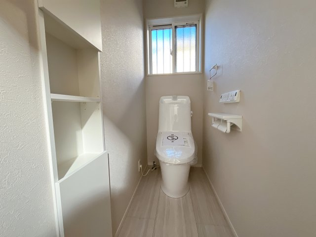 熊谷市新堀新田 新築戸建　全２棟のトイレ