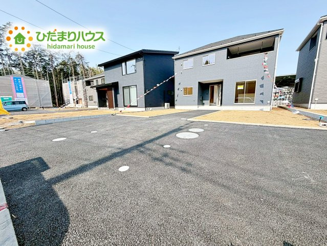 【駐車場】 | 水戸市河和田町第3　新築戸建　21号棟 | 車通りも少ないので運転が苦手な方でも安心して駐車できます