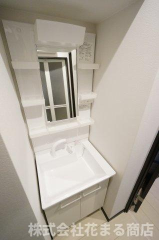 コネクトパークヒルズ鶴沢町の独立洗面台|物件、駅でお待ち合わせでのご案内歓迎！