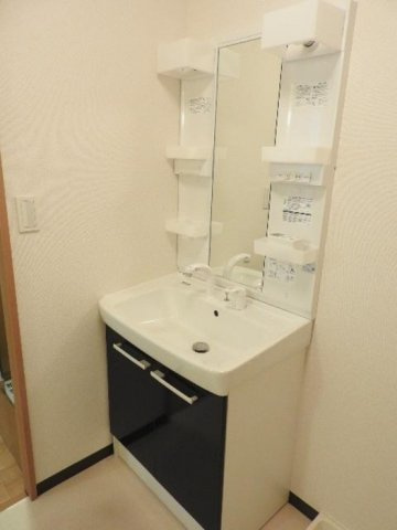 VIRAGEの独立洗面台|独立洗面台あり、毎朝おしゃれに忙しい女性の方におすすめです