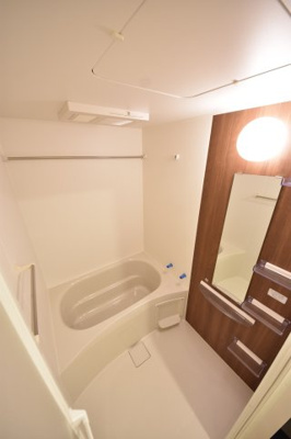 【浴室】 | セレニテ神戸ミラクシュッド