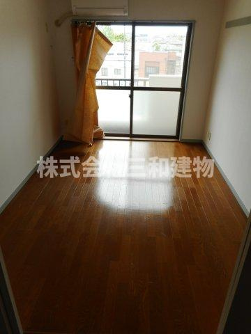 サンハイツ志茂多の内装|同間取り別室の参考写真です