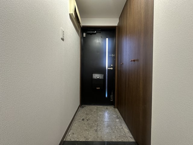 グランプレステージ明石魚住の玄関