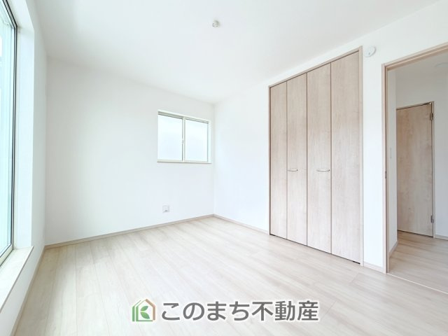 ハートフルタウン宇都宮市簗瀬町2542番の洋室
