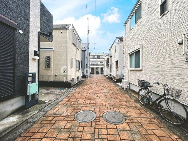 葛飾区水元2丁目中古住宅の前面道路含む現地写真|全面道路