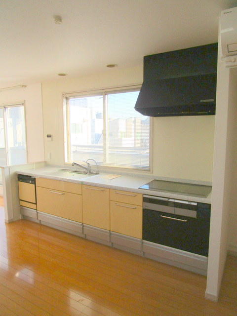 メイプルテラスのキッチン|★IH2口システムキッチン★