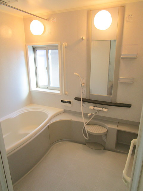 メイプルテラスの浴室|★浴室乾燥あり★